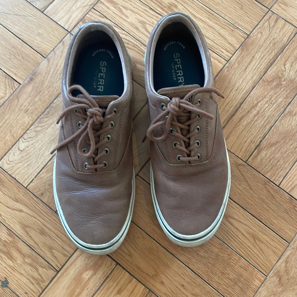 Size 12 Brown Sperry shoes
